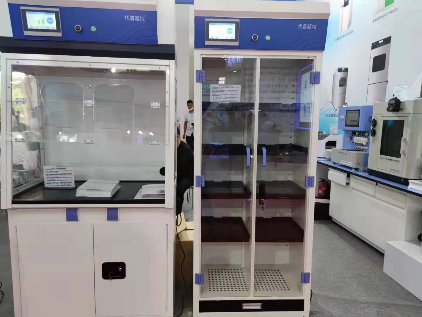 For the use of ductless self-purification fume hoods in the laboratory, these points should be paid